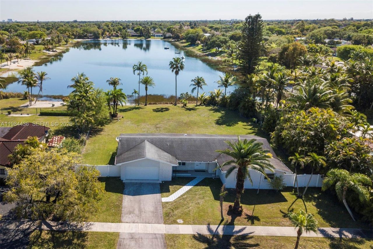 11807 SW 112th Ave , Miami, FL 33176 Photo