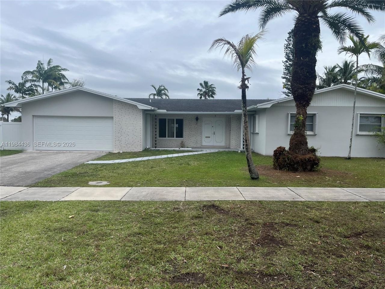11807 SW 112th Ave , Miami, FL 33176 Photo