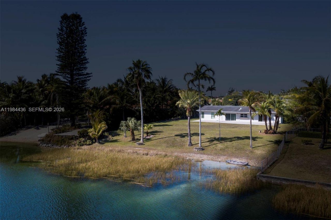 11807 SW 112th Ave , Miami, FL 33176 Photo