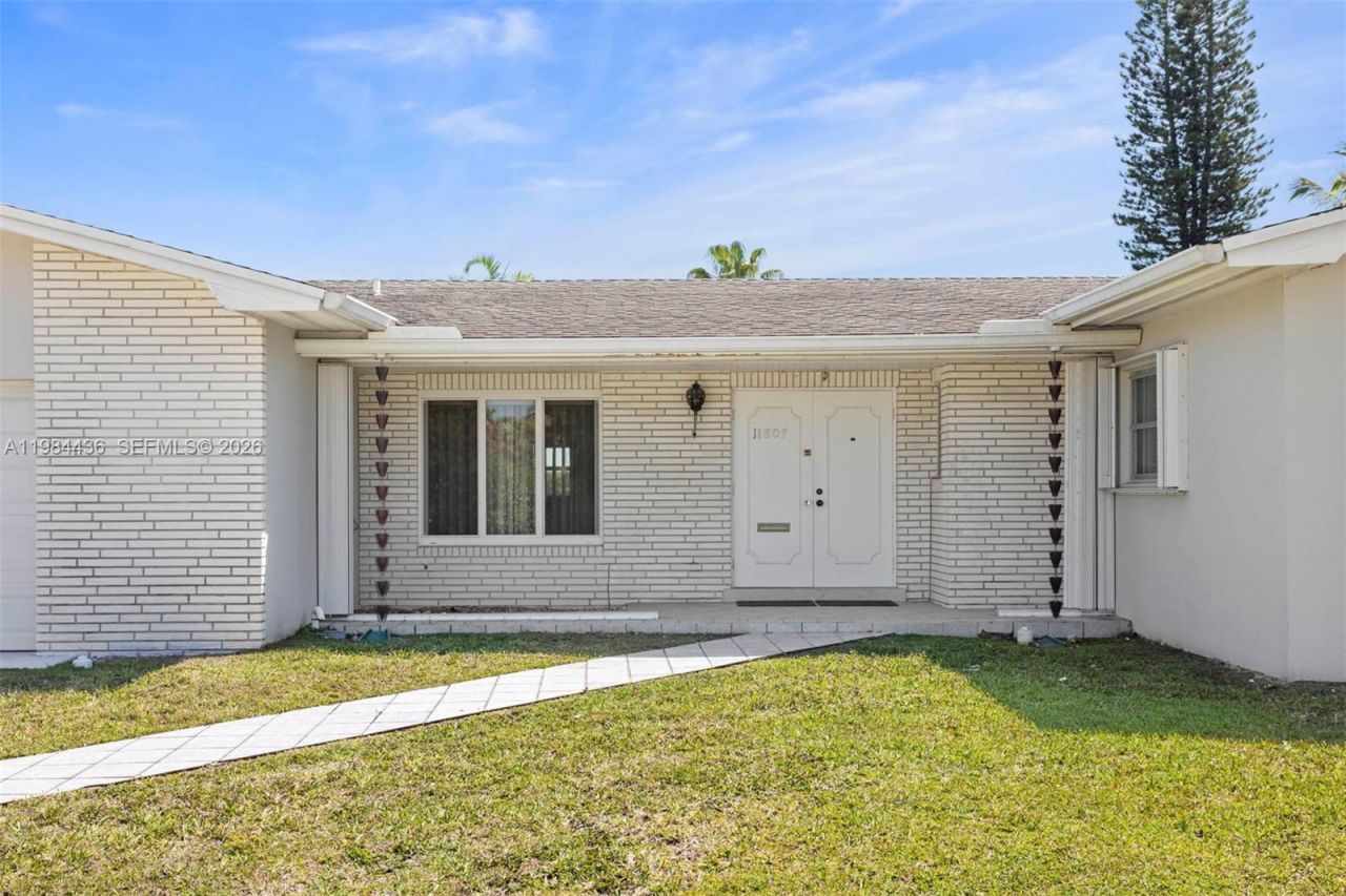 11807 SW 112th Ave, Miami, FL 33176 Photo