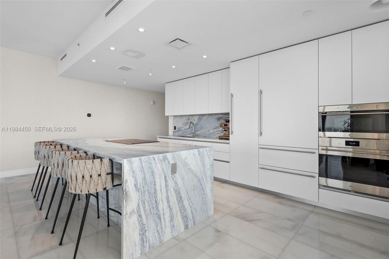 700 NE 26th Ter , Unit 3401, Miami, FL 33137 Photo