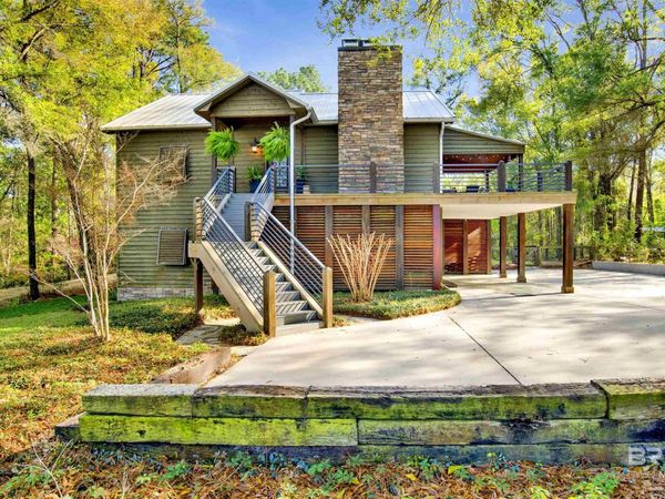 907 Ryan Avenue, Daphne, AL 36526