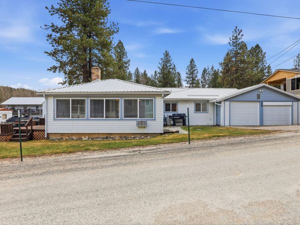 41914 Robert Rd, Loon Lake, WA 99148