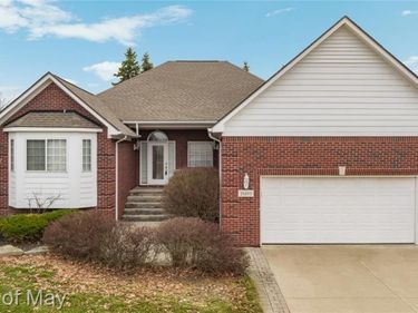 35260 Bradford Drive, New Baltimore, MI 48047