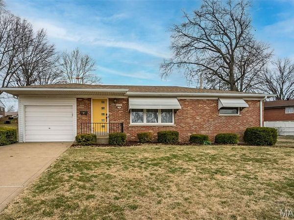 4107 Hummingbird Court , St Louis, MO 63123