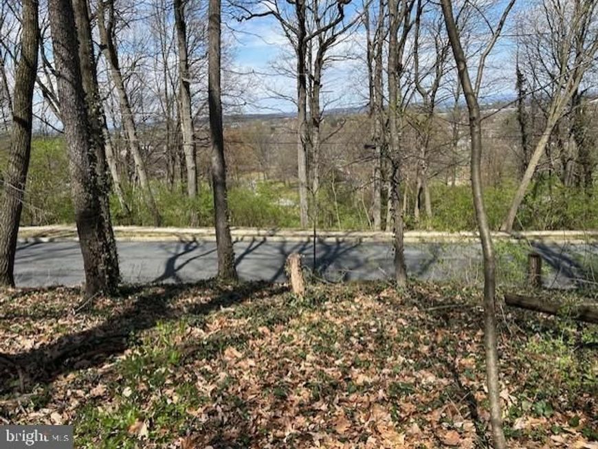 127 Woodland Road, Reading, PA 19610 Main Photo