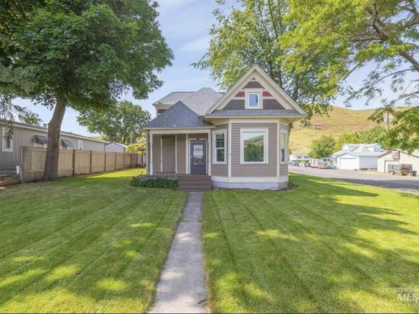 410 High St., Pomeroy, WA 99347