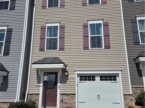 2016 Cade Dr, Monaca, PA 15061