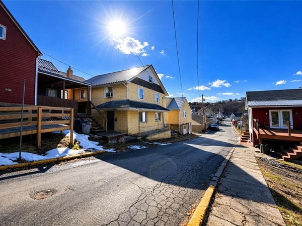 943 Johnston Ave, Unit 2, Kittanning, PA 16201