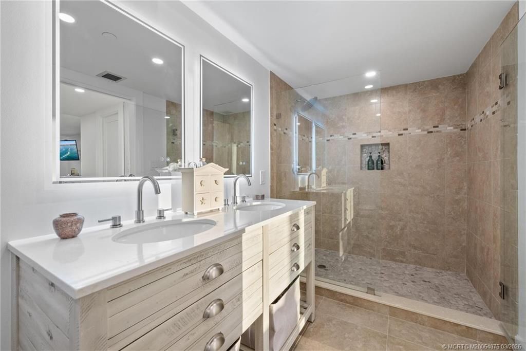 8750 S Ocean Drive, Unit 1435, Jensen Beach, FL 34957 Photo