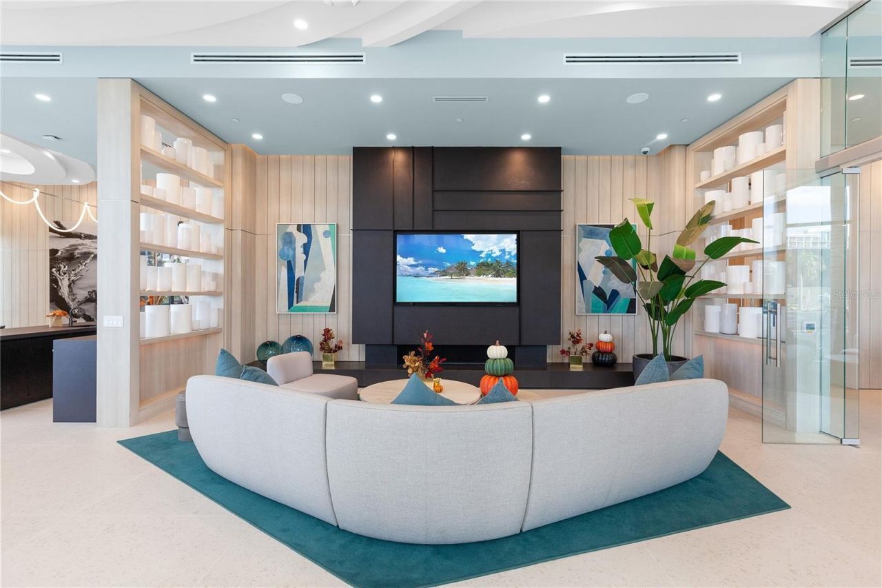 301 Quay Commons, Unit 509, Sarasota, FL 34236 Photo