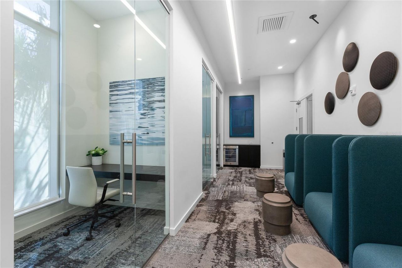 301 Quay Commons, Unit 509, Sarasota, FL 34236 Photo