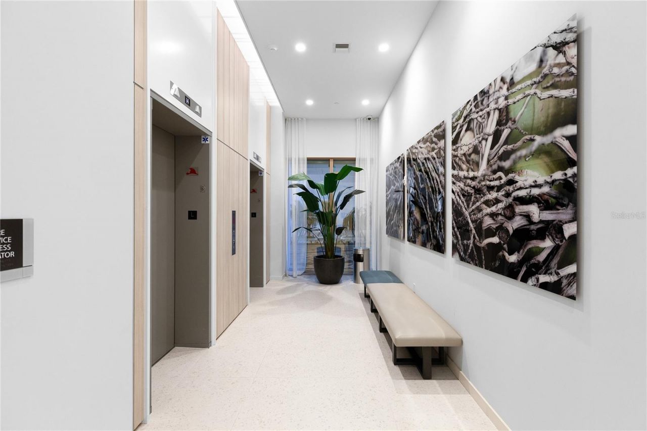 301 Quay Commons, Unit 509, Sarasota, FL 34236 Photo