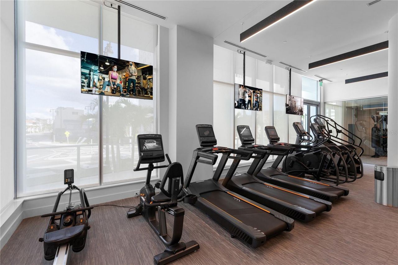 301 Quay Commons, Unit 509, Sarasota, FL 34236 Photo