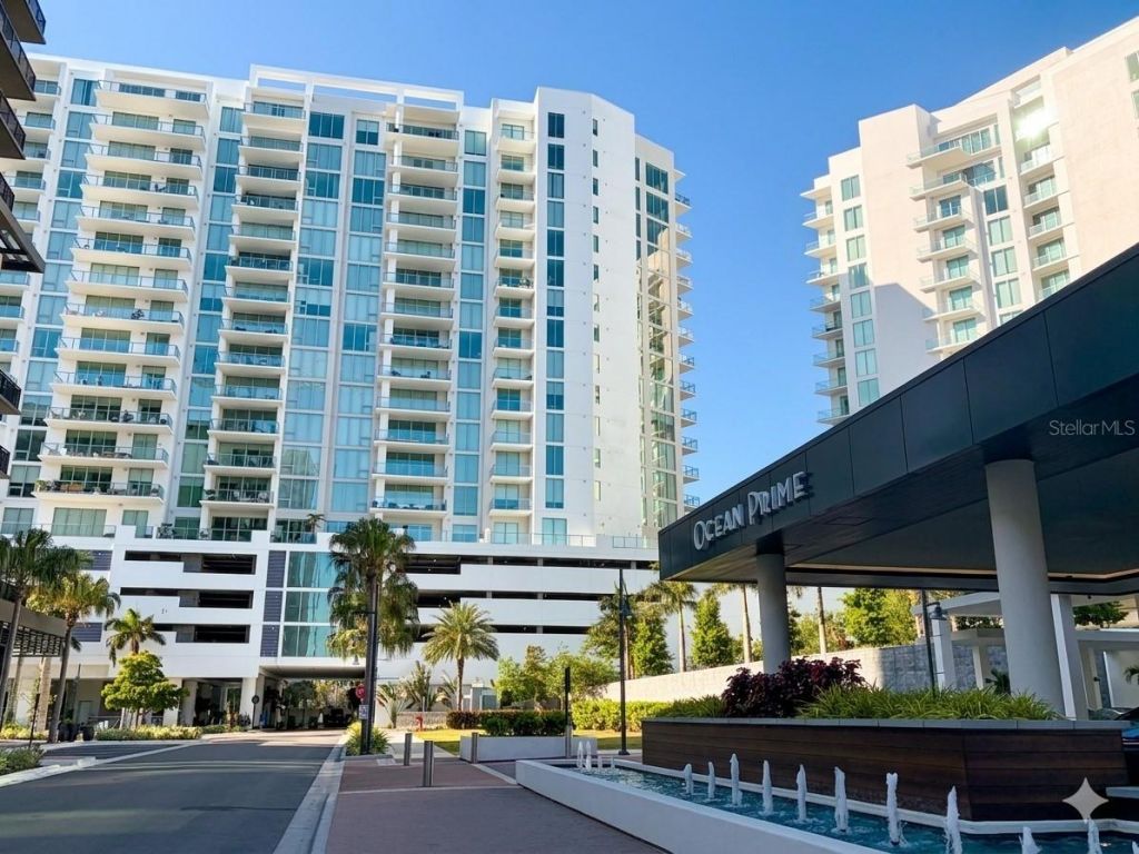 301 Quay Commons, Unit 509, Sarasota, FL 34236 Photo