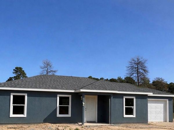 21 FISHER PLACE , OCKLAWAHA, FL 32179