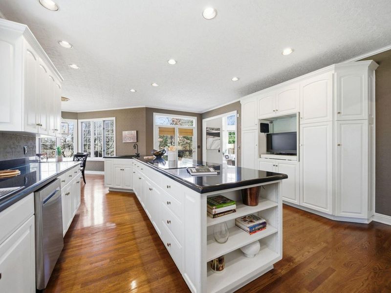 4876 Paddington Way, Powell, OH 43065 Photo 11