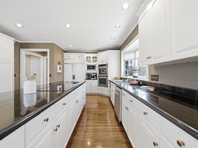 4876 Paddington Way, Powell, OH 43065 Photo 9