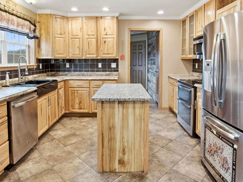 960 3rd Street, Philo, OH 43771 Photo 11