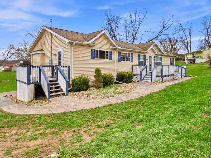 960 3rd Street, Philo, OH 43771 Photo 2