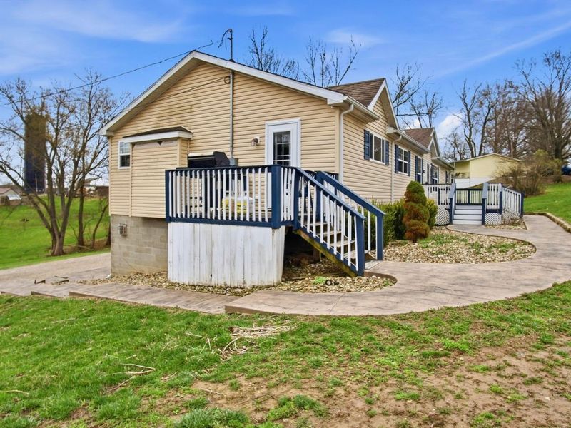 960 3rd Street, Philo, OH 43771 Photo 5