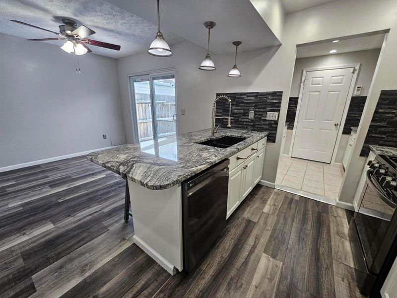 281 Cross Country Drive S, Unit C, Westerville, OH 43081 Photo 13