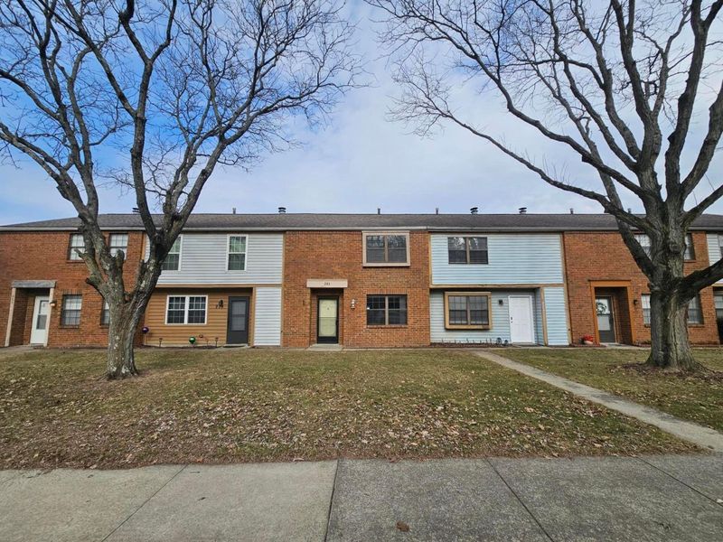 281 Cross Country Drive S, Unit C, Westerville, OH 43081 Photo 2
