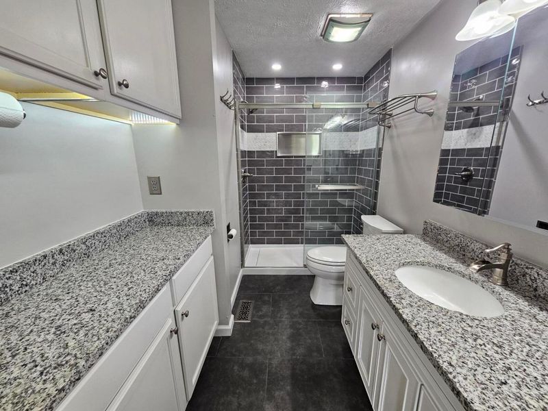 281 Cross Country Drive S, Unit C, Westerville, OH 43081 Photo 22