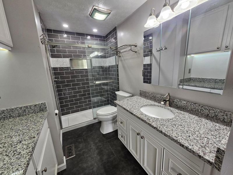 281 Cross Country Drive S, Unit C, Westerville, OH 43081 Photo 23