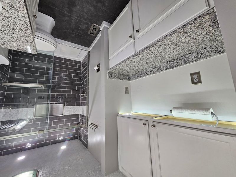 281 Cross Country Drive S, Unit C, Westerville, OH 43081 Photo 24