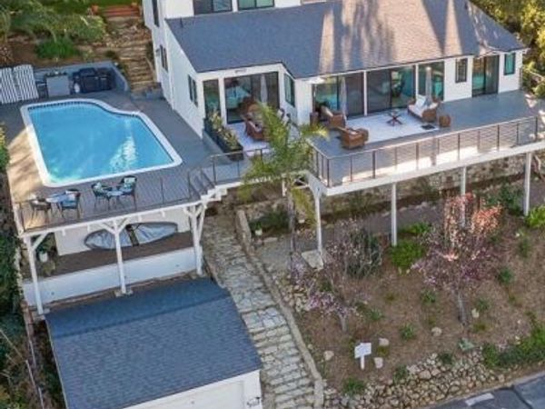 160 Lower Lake Road, Westlake Village, CA 91361