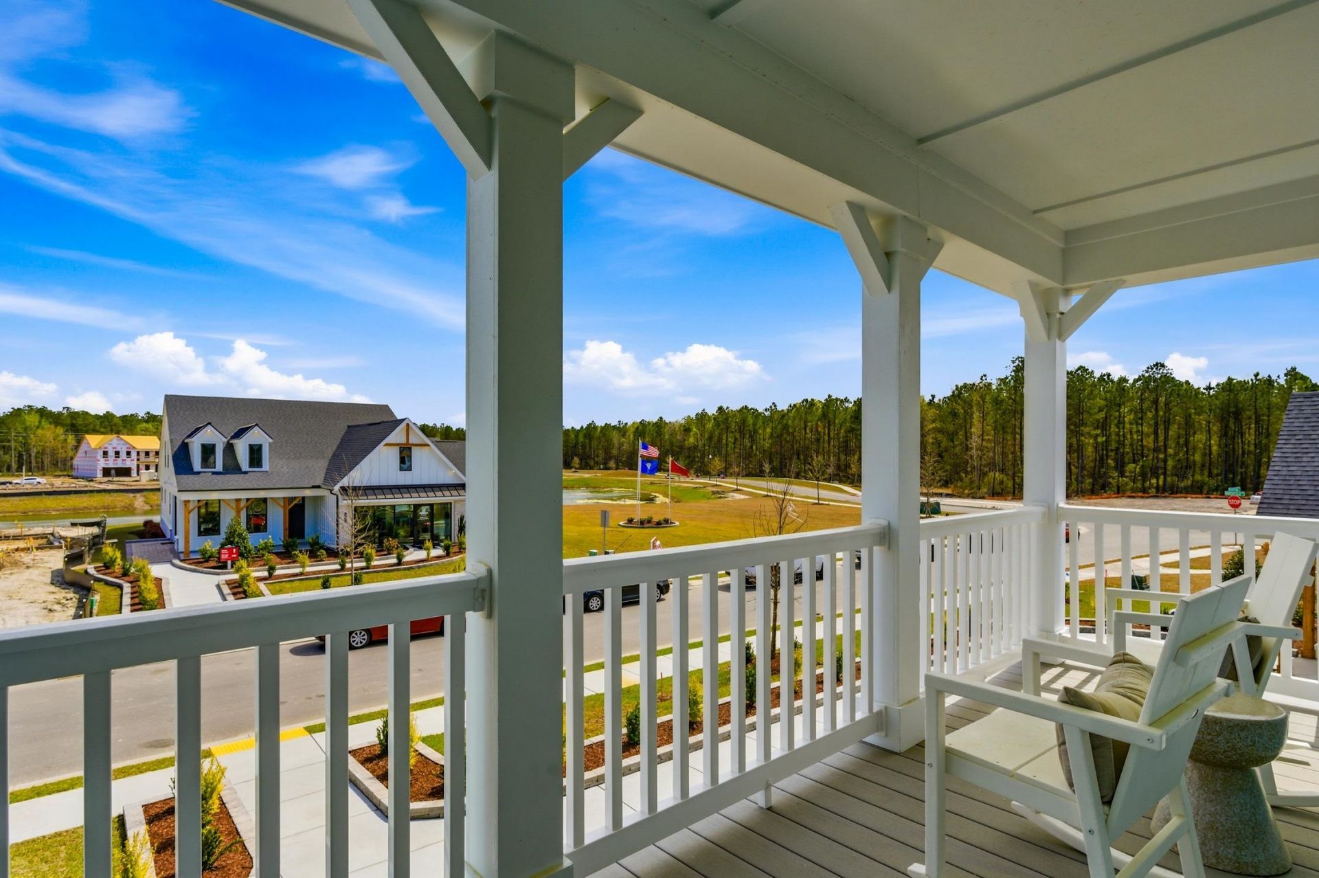 3077 Claredon St Photo 25