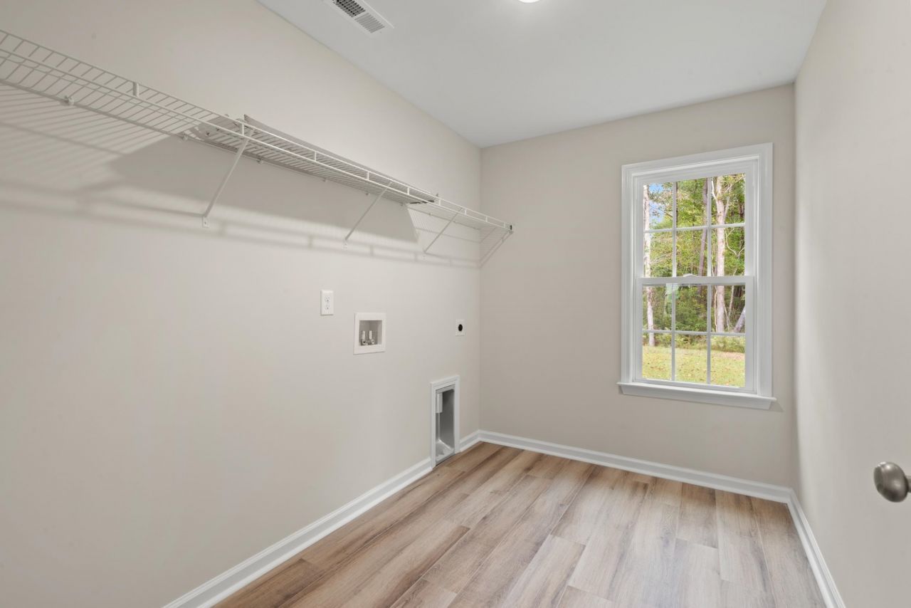 176 Gray Owl Dr. Photo 6