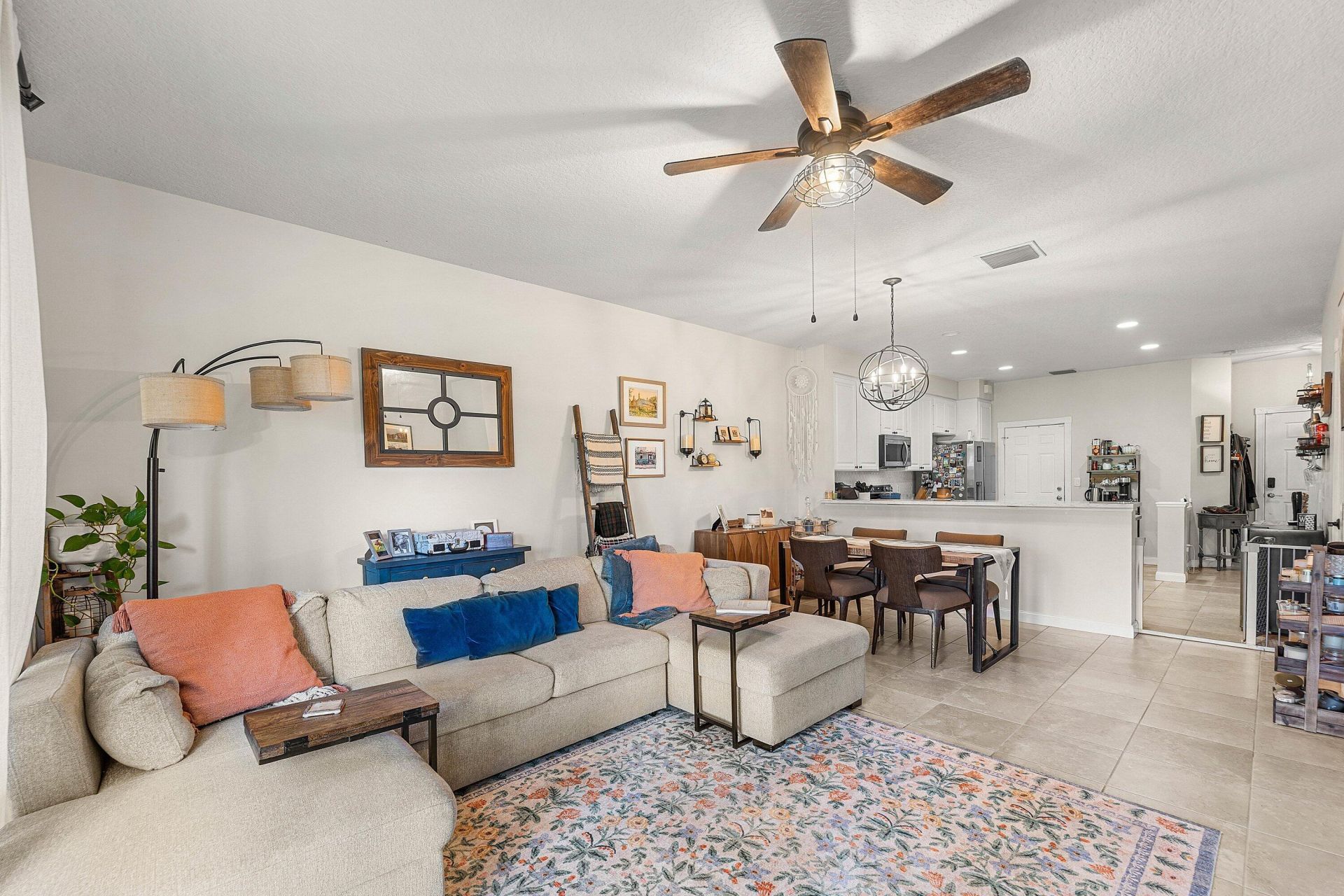 1094 Pinewood Lake Court, Greenacres, FL 33415 Photo