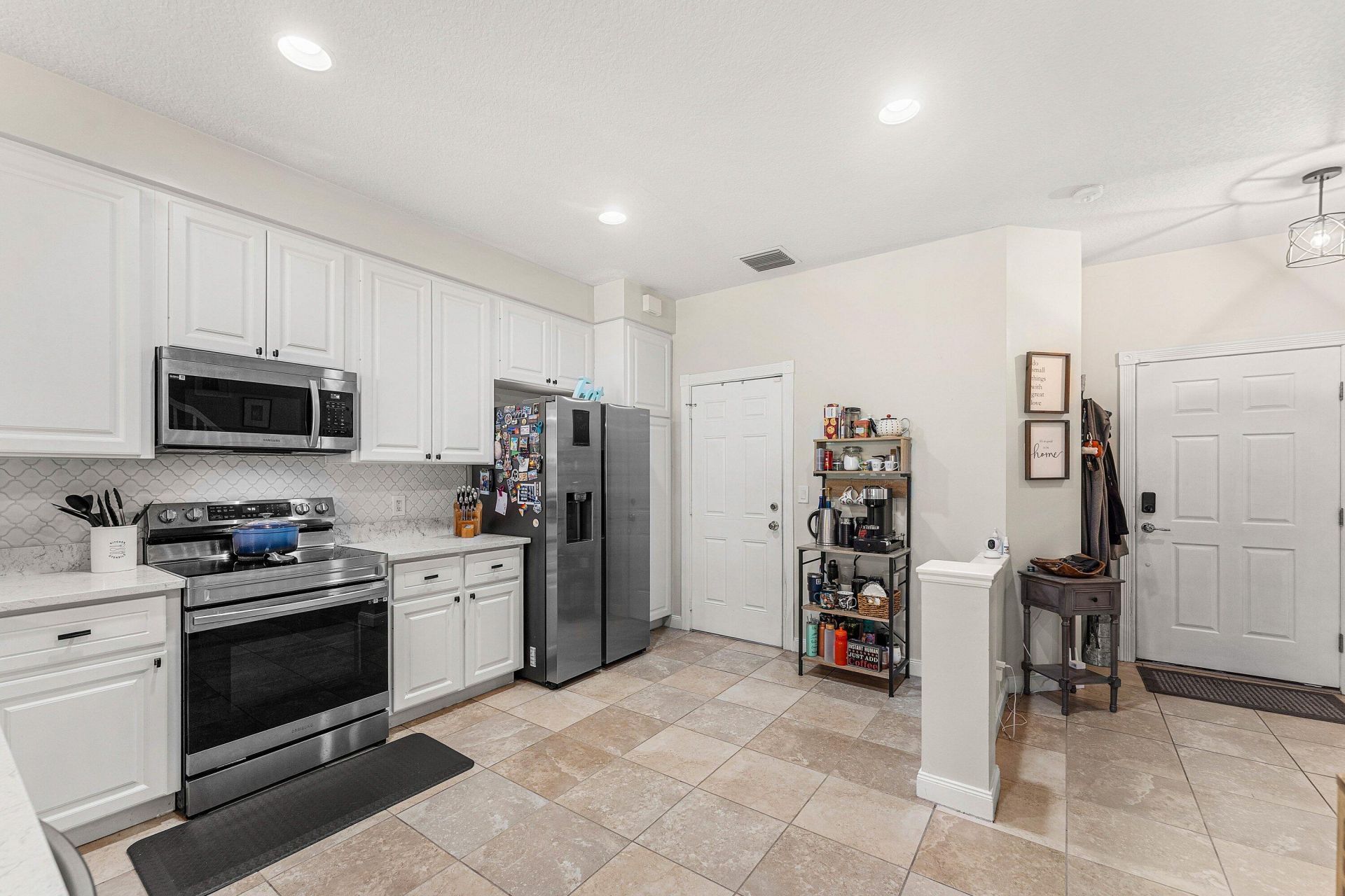 1094 Pinewood Lake Court, Greenacres, FL 33415 Photo