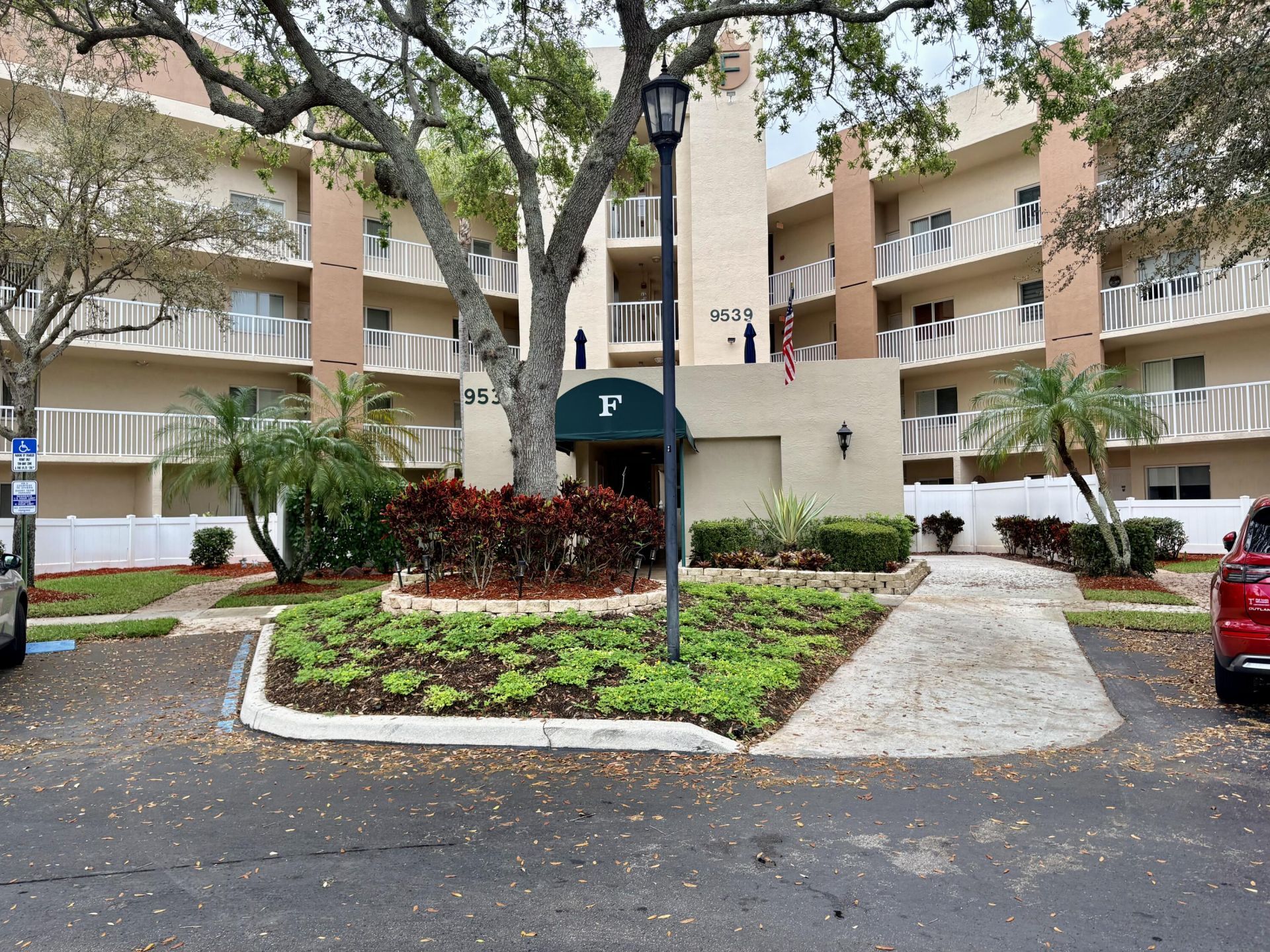 9539 Weldon Circle, Unit F304, Tamarac, FL 33321 Photo