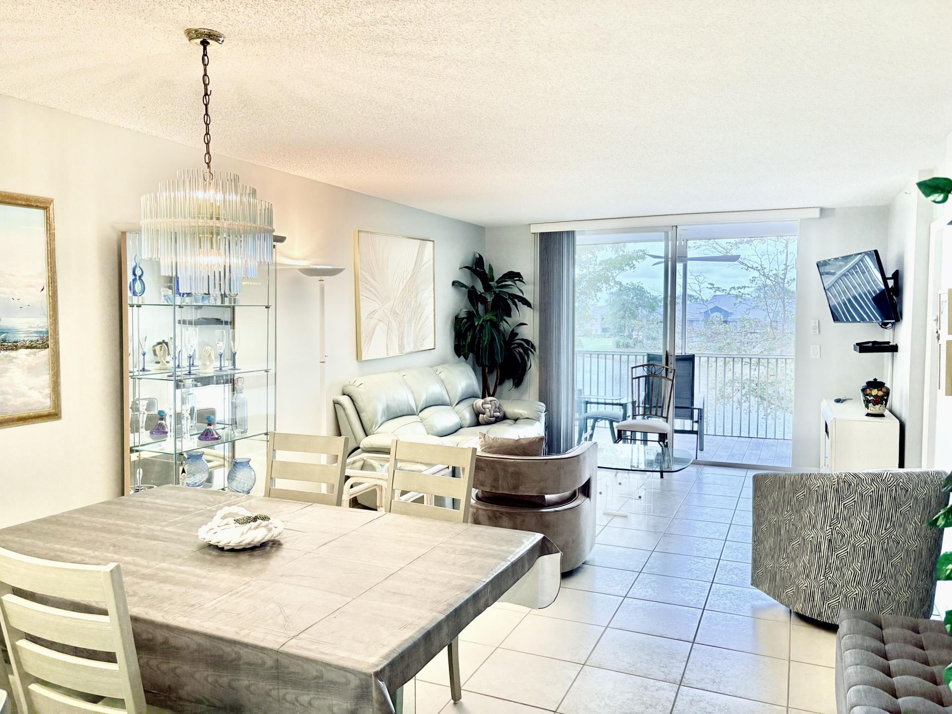 9539 Weldon Circle, Unit F304, Tamarac, FL 33321 Photo