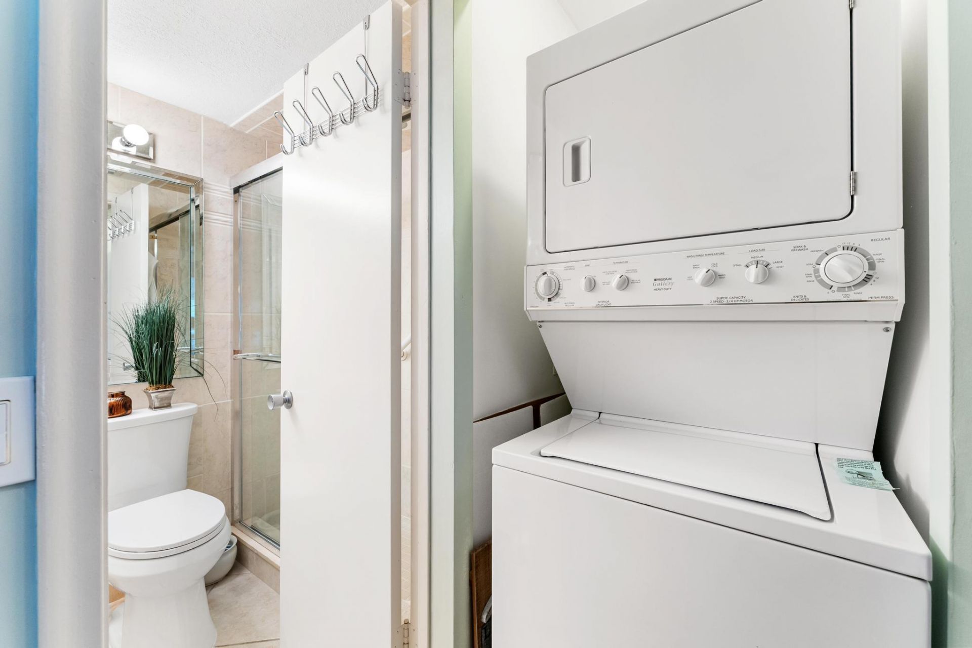 170 E Horizons E, Unit 303, Boynton Beach, FL 33435 Photo