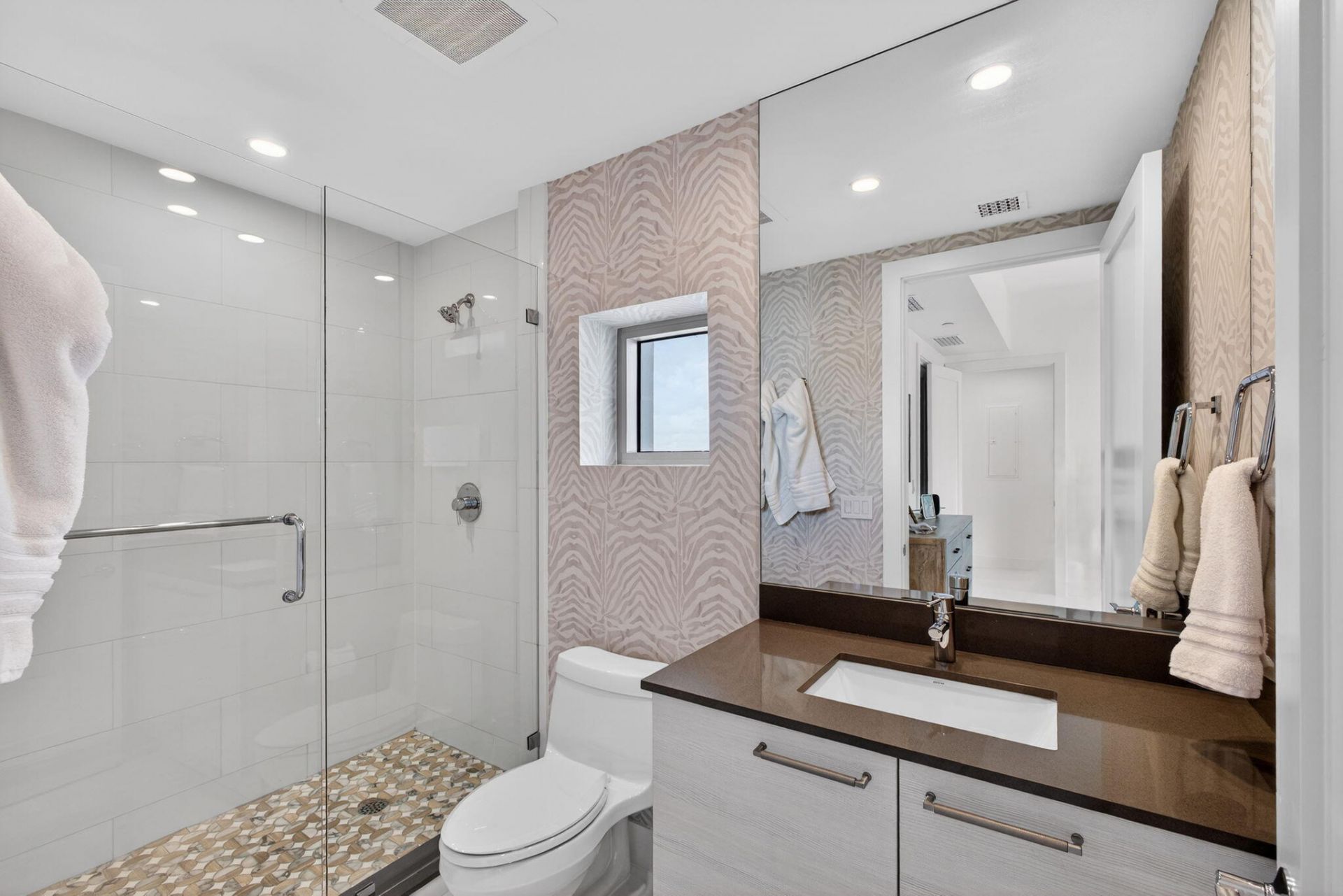 2 Water Club Way, Unit 2001, North Palm Beach, FL 33408 Photo