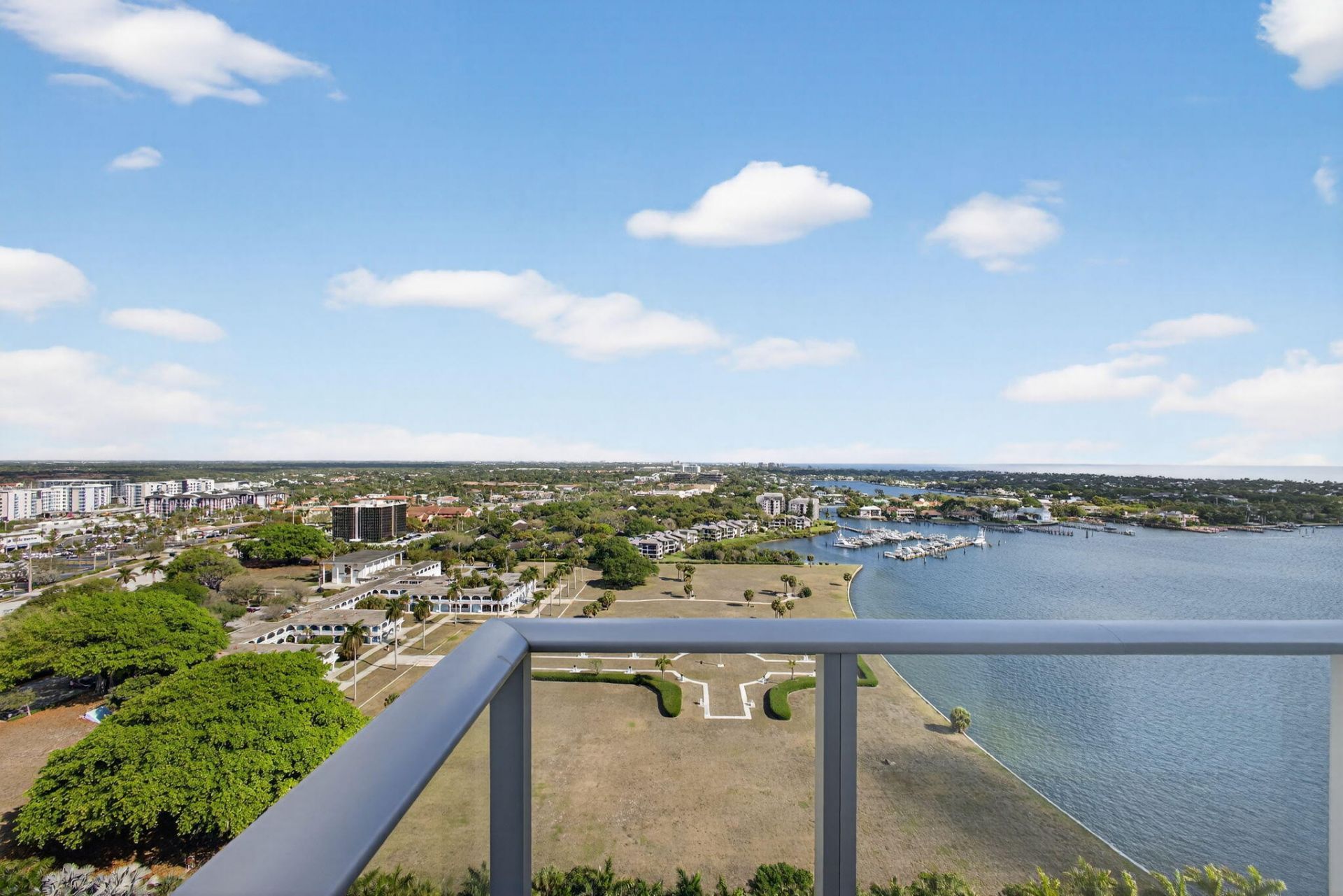 2 Water Club Way, Unit 2001, North Palm Beach, FL 33408 Photo