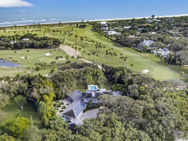 2010 Club Drive, Vero Beach, FL 32963