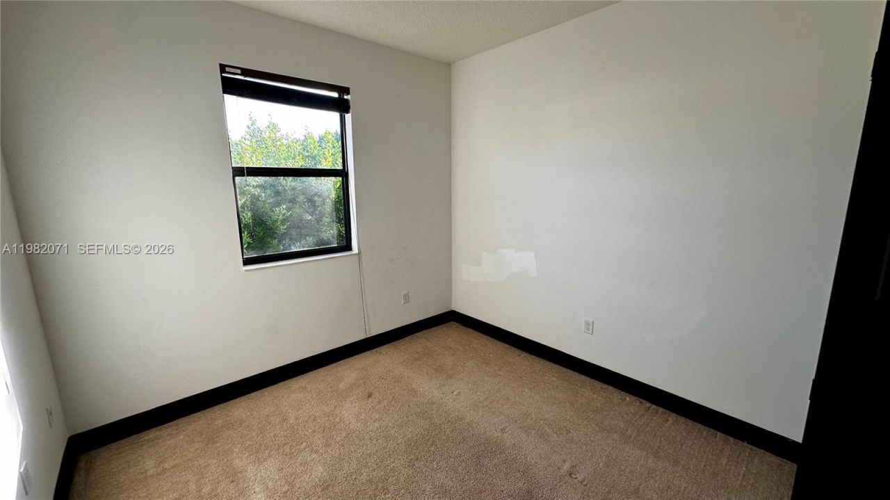 9155 NW 161st St , Miami Lakes, FL 33018 Photo