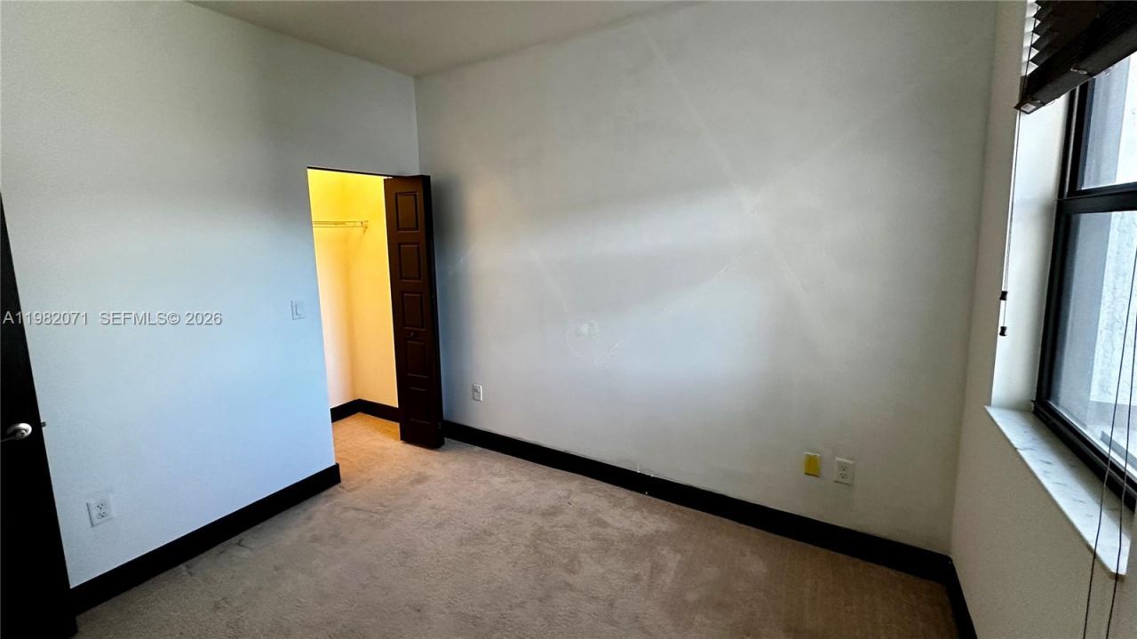 9155 NW 161st St , Miami Lakes, FL 33018 Photo