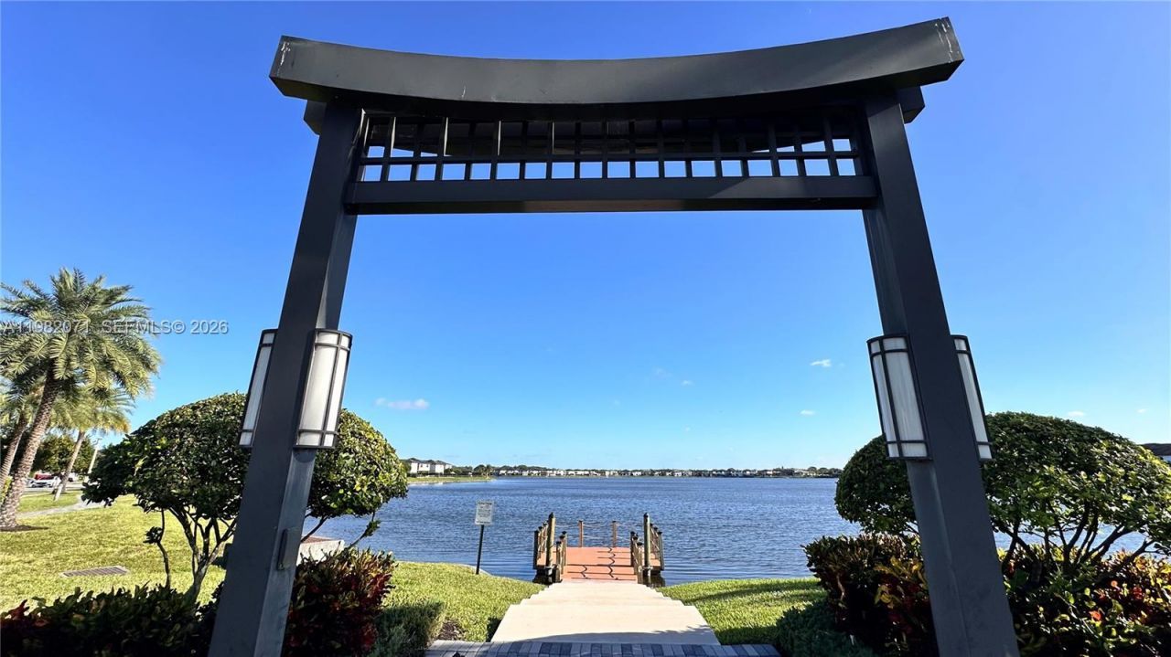 9155 NW 161st St , Miami Lakes, FL 33018 Photo