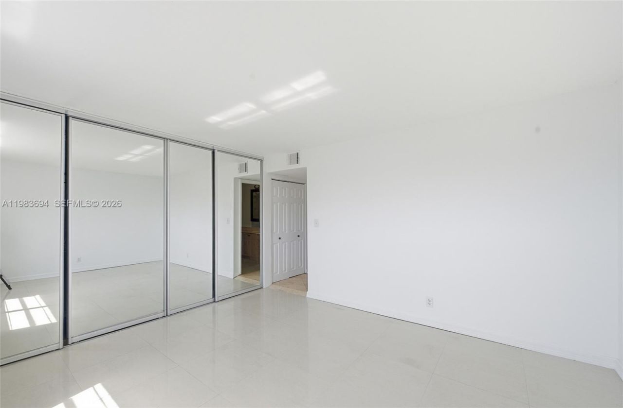 4320 Washington St , Unit 410, Hollywood, FL 33021 Photo