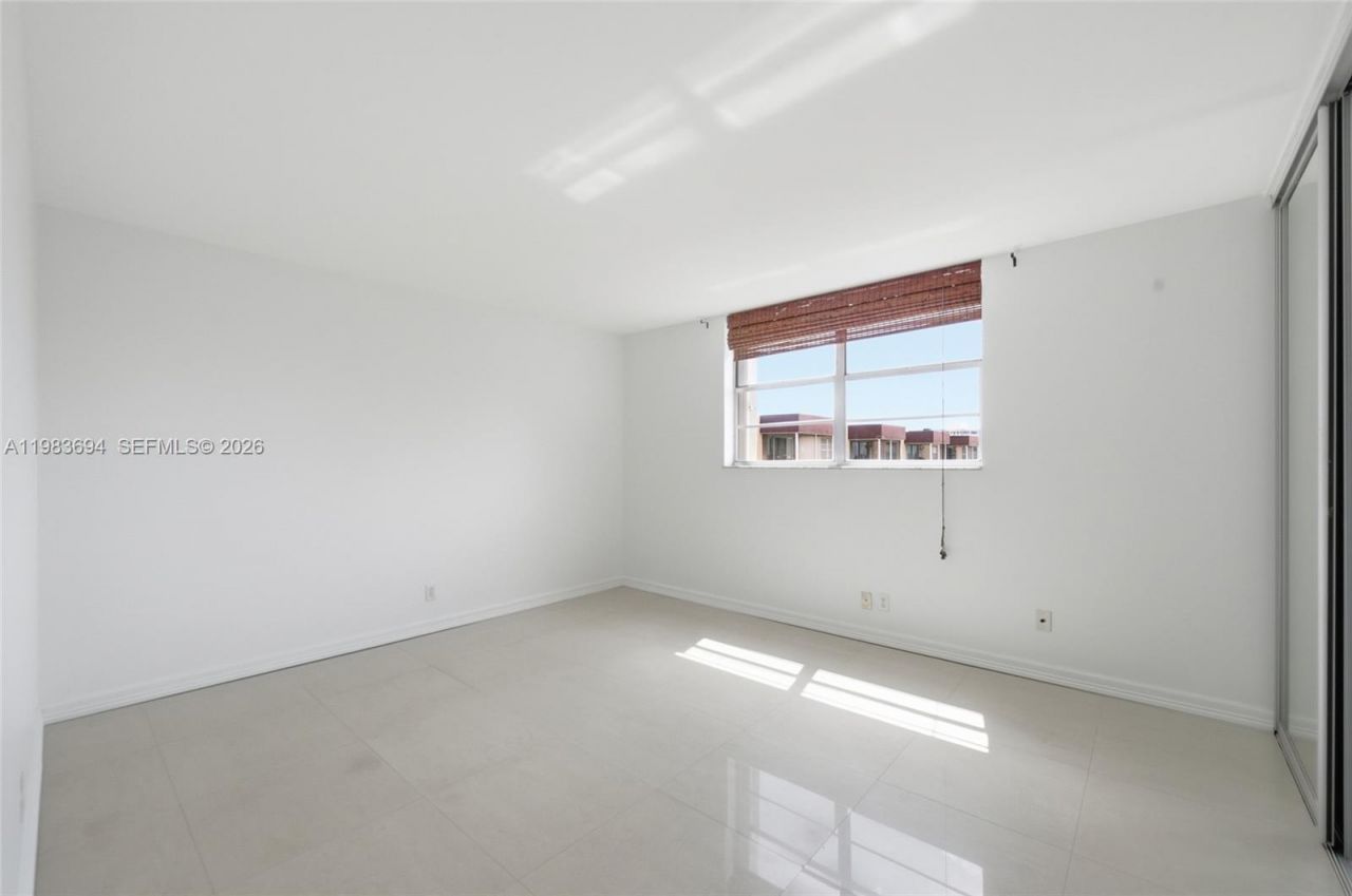 4320 Washington St, Unit 410, Hollywood, FL 33021 Photo
