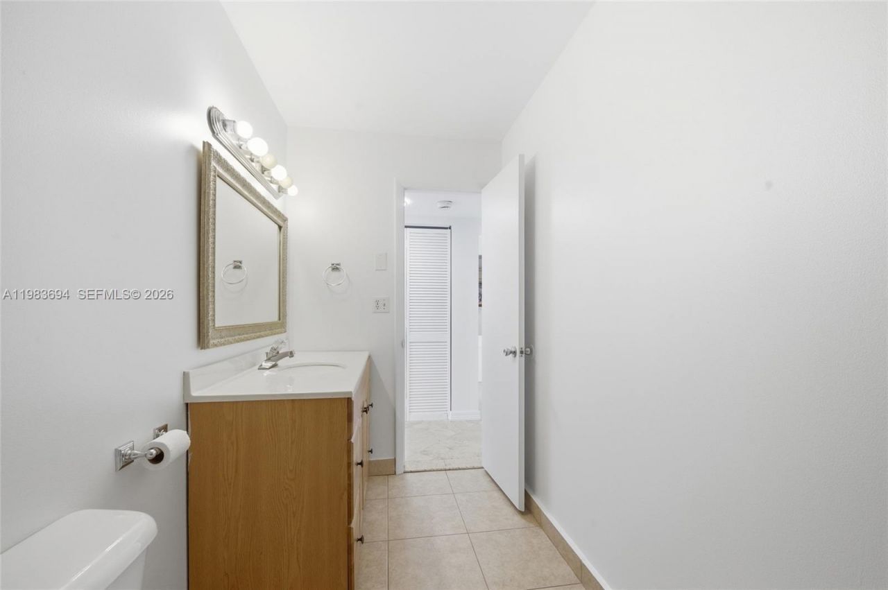 4320 Washington St, Unit 410, Hollywood, FL 33021 Photo