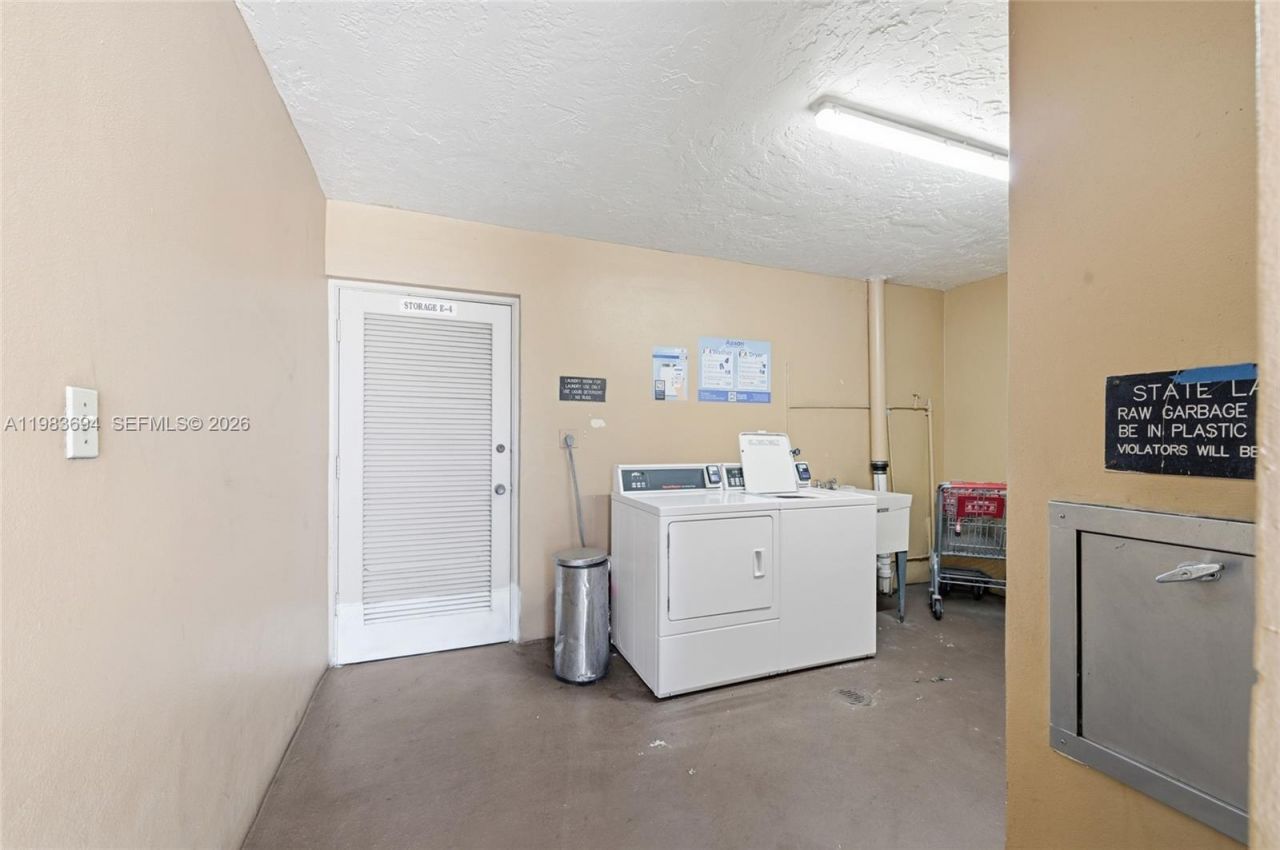 4320 Washington St, Unit 410, Hollywood, FL 33021 Photo