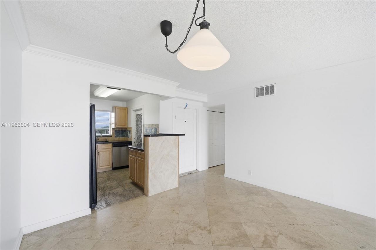 4320 Washington St, Unit 410, Hollywood, FL 33021 Photo