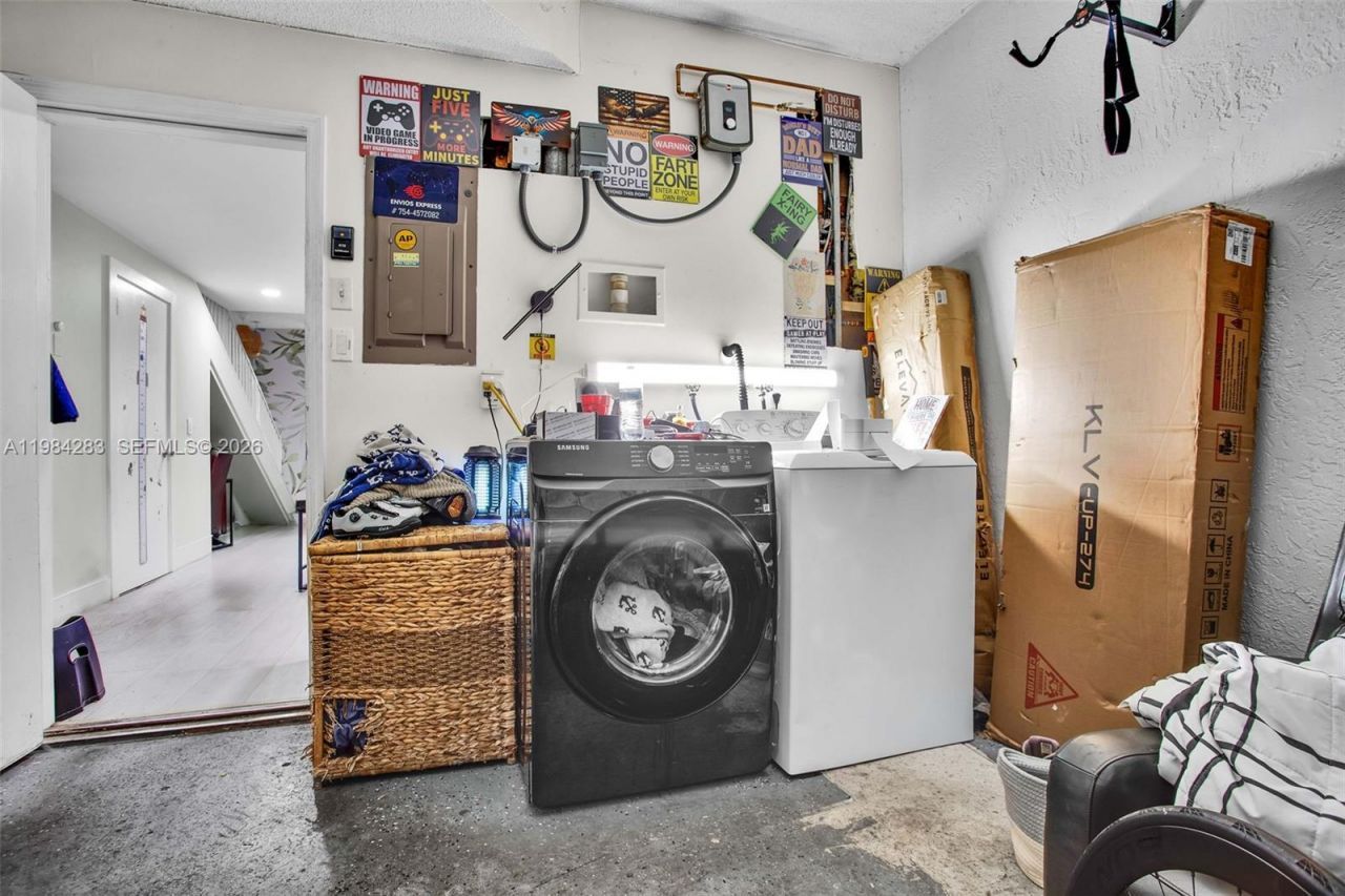 850 Sorrento Dr., Weston, FL 33326 Photo